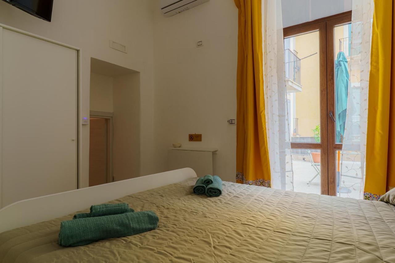 Casta Diva Holiday Rooms Katanya Dış mekan fotoğraf